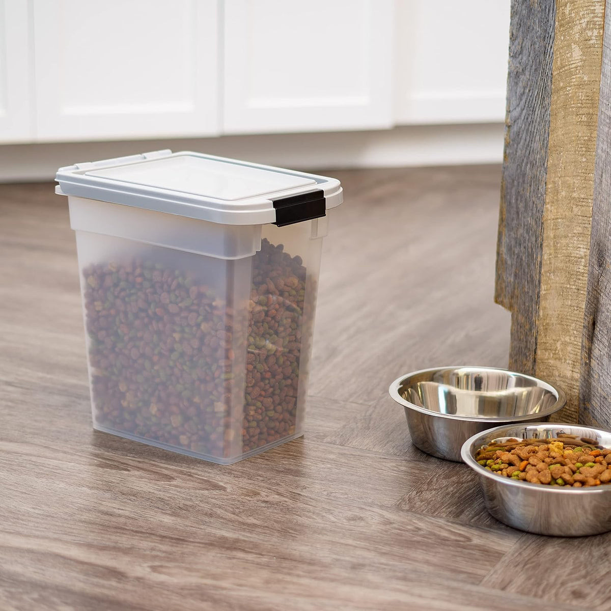 IRIS USA Dog Food Storage Container, Up to 10 lbs, Clear/Black, Made in USA