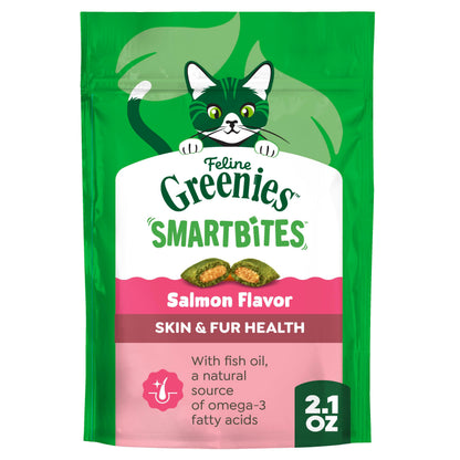 Greenies Feline Smartbites Skin & Fur Health Cat Treats, Salmon, 4.6 oz