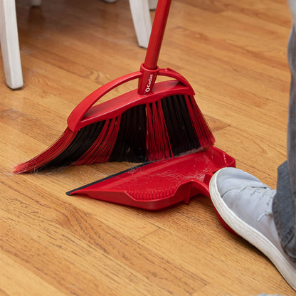 O-Cedar Pet Pro Broom with Step-On Dustpan | Removes Over 99% of Dust & Dirt in One Sweep | Removes 3X More Pet Hair | Quiet Cleaning Tool for Cat and Dog Owners