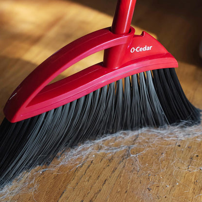 O-Cedar Pet Pro Broom with Step-On Dustpan | Removes Over 99% of Dust & Dirt in One Sweep | Removes 3X More Pet Hair | Quiet Cleaning Tool for Cat and Dog Owners
